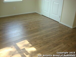 Foto del edificio - 615 Cantrell Dr