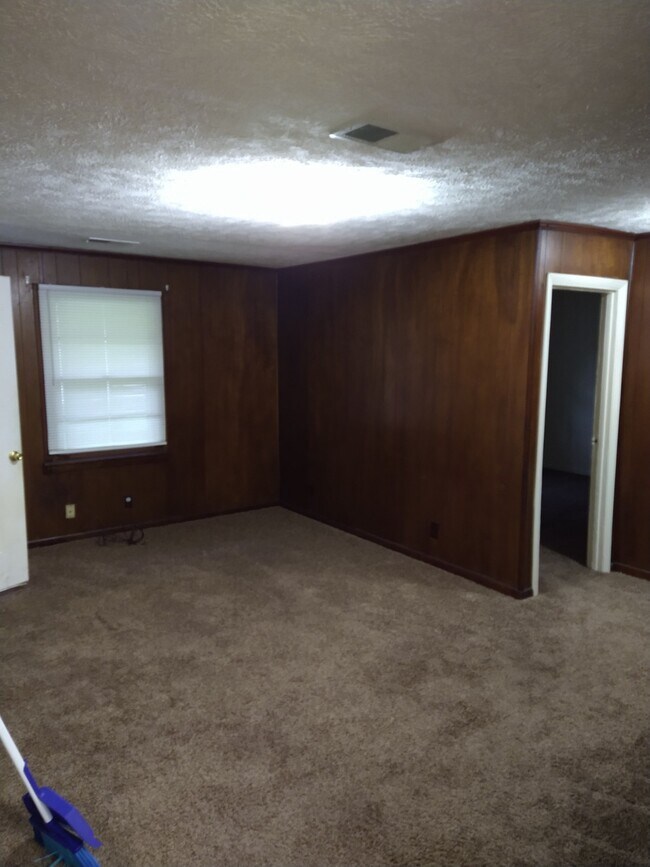 Living Room - 14 Oakwood Dr