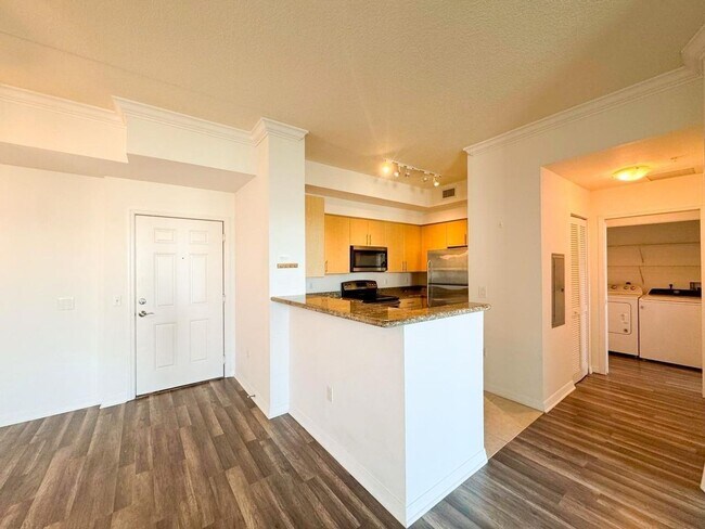 Photo - 2421 NE 65th St House