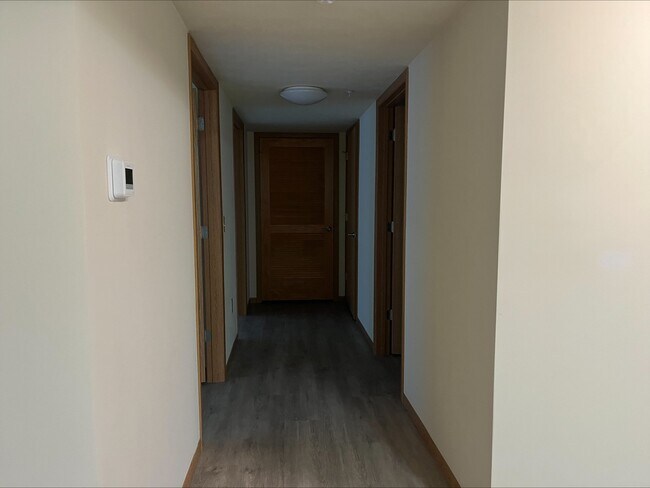 Foto del edificio - 350 Elk Village Dr