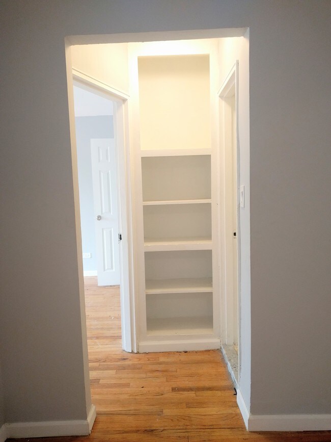 Foto del edificio - 222 E 17th St