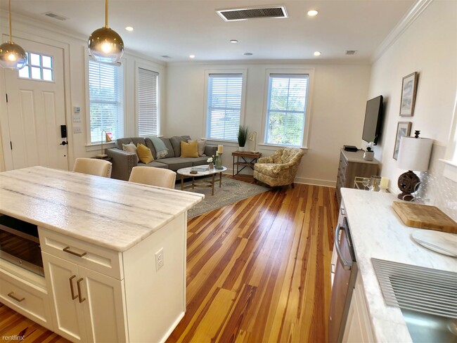 Foto del edificio - 3 br, 2.5 bath House - 75 Cooper Street