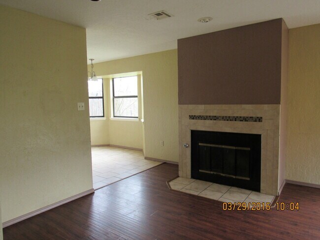 Foto del edificio - Pet Friendly under 40 pounds
