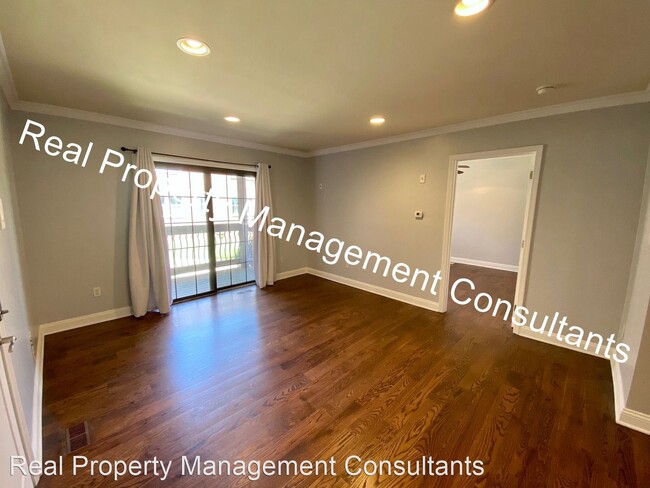 Foto del edificio - 2 br, 1 bath House - 4542 Jarboe St Unit 1