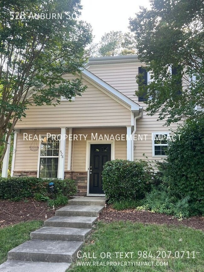 Building Photo - 528 Auburn Square Dr
