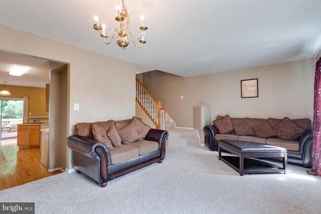 Building Photo - 13396 Burrough Farm Dr