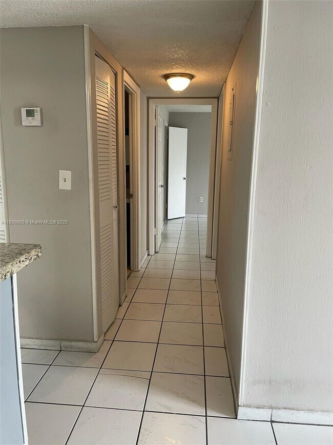 Foto del edificio - 5775 W 20th Ave