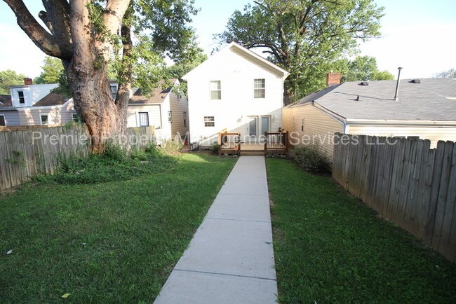 Foto del edificio - 1024 Eigelbach Ave