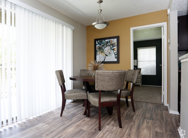 1BR,1BA-1B - Iron Landings