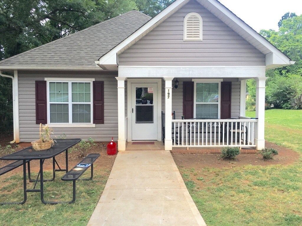 197 Palisade St, Spartanburg, SC 29306 House Rental in Spartanburg