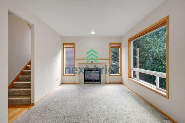 Foto del edificio - Spacious 4-Bed Retreat in Lynnwood with 3.5 Baths and 2,224 Sq. Ft. of Comfort!