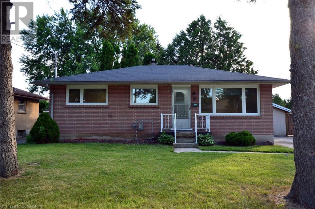 Primary Photo - 197 Goddard Blvd