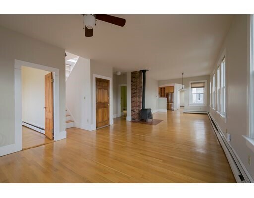 Foto del edificio - 464 Windsor St