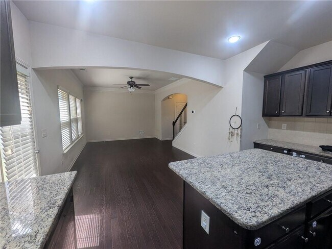 Building Photo - 1785 Homeside Dr