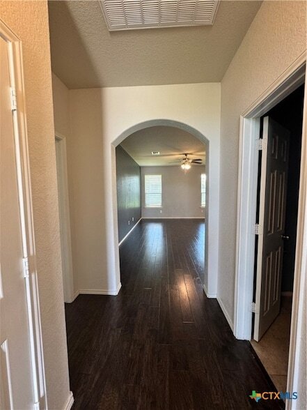 Foto del edificio - 1310 Stonewall Ridge