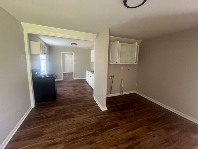 Foto del edificio - Freshly remodled 3 BR 1 Bath home