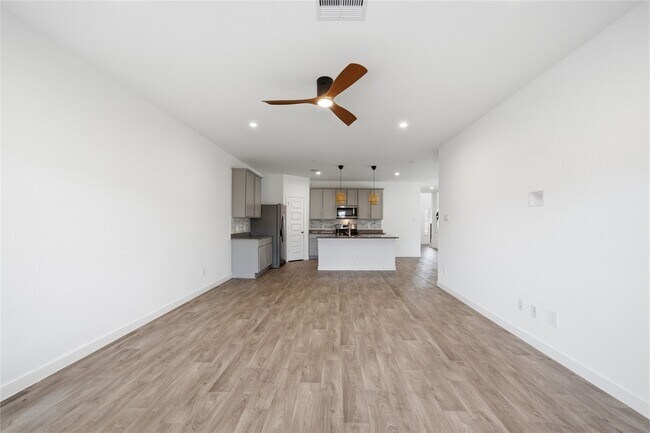 Foto del edificio - 31638 Featherstone Trl