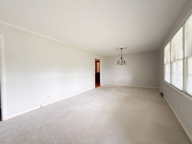 Building Photo - 3-Bedroom Home with Spacious Yard, Storage Shed & Natural Light