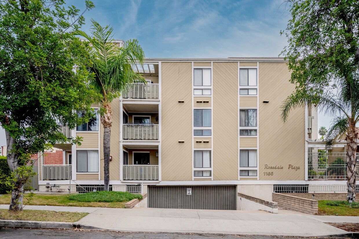 Primary Photo - 1166 Rosedale Ave