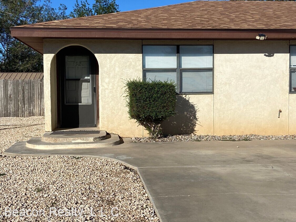 Foto principal - 1 br, 1 bath House - 1526 S Ave H