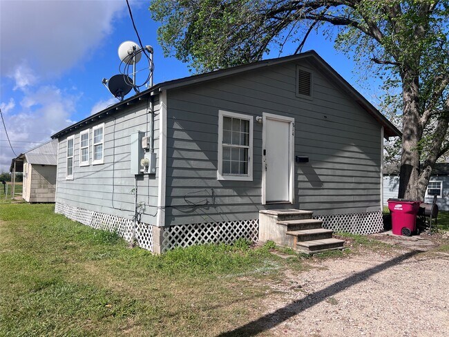 Foto del edificio - 814 Sun St