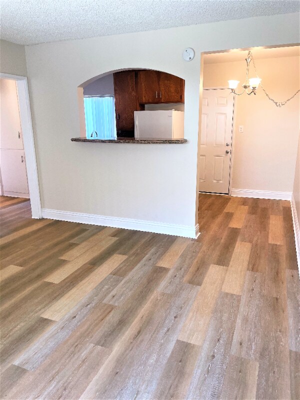 Foto del edificio - 850 S Rosemead Blvd