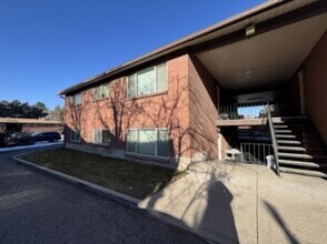 Building Photo - 4770 S Bonair St
