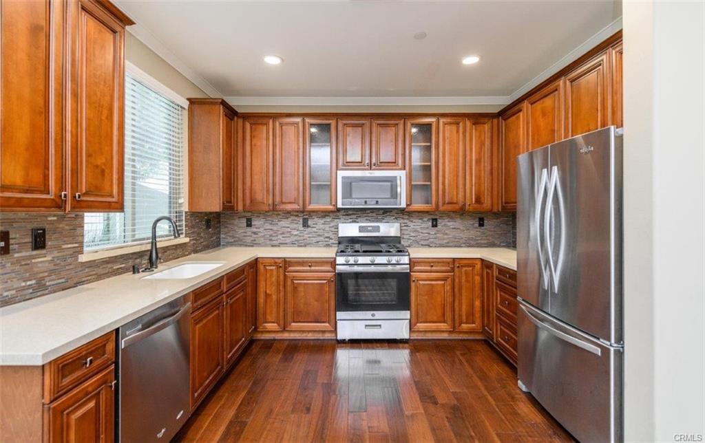 Foto principal - 1347 S Magnolia Ave