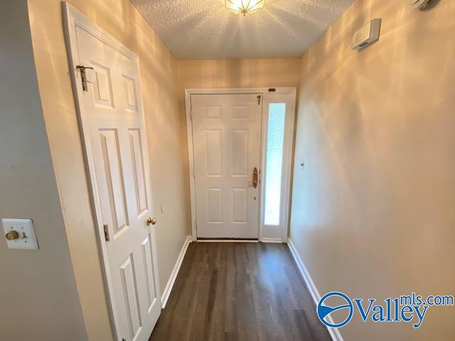 Foto del edificio - 98 Stone Meadow Ln