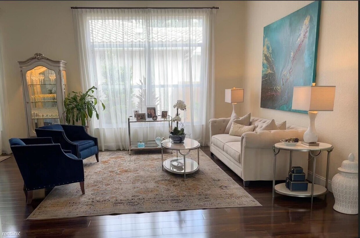 Foto principal - 3 br, 3 bath House - 2391 NW 66th Dr