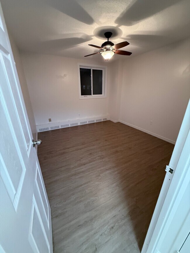 Photo du bâtiment - Birch Glen