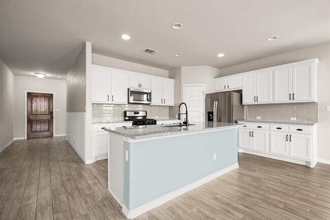 Building Photo - 5417 Vanner Path