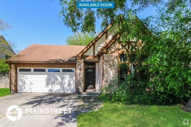 Building Photo - 1526 Rushworth Dr