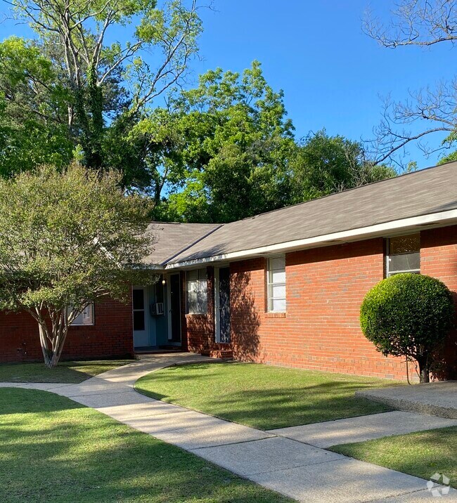 Brooksville Student Apartments for Rent Columbus, GA 2 Rentals