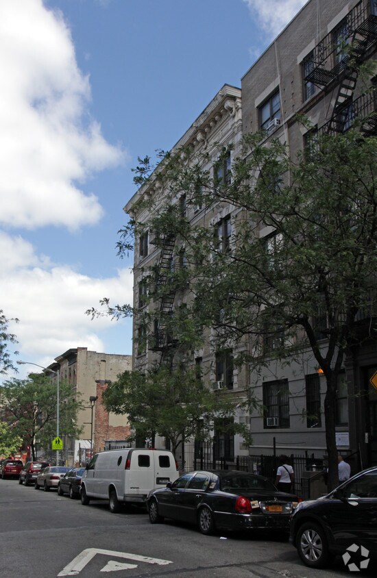 Primary Photo - 521 W 159th St
