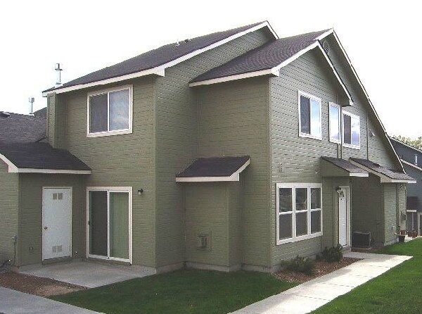 Building Photo - Lexi's Lane Townhomes