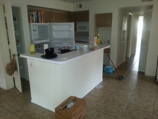 Photo - 2/1 Windsor at Sabal: Available  today House