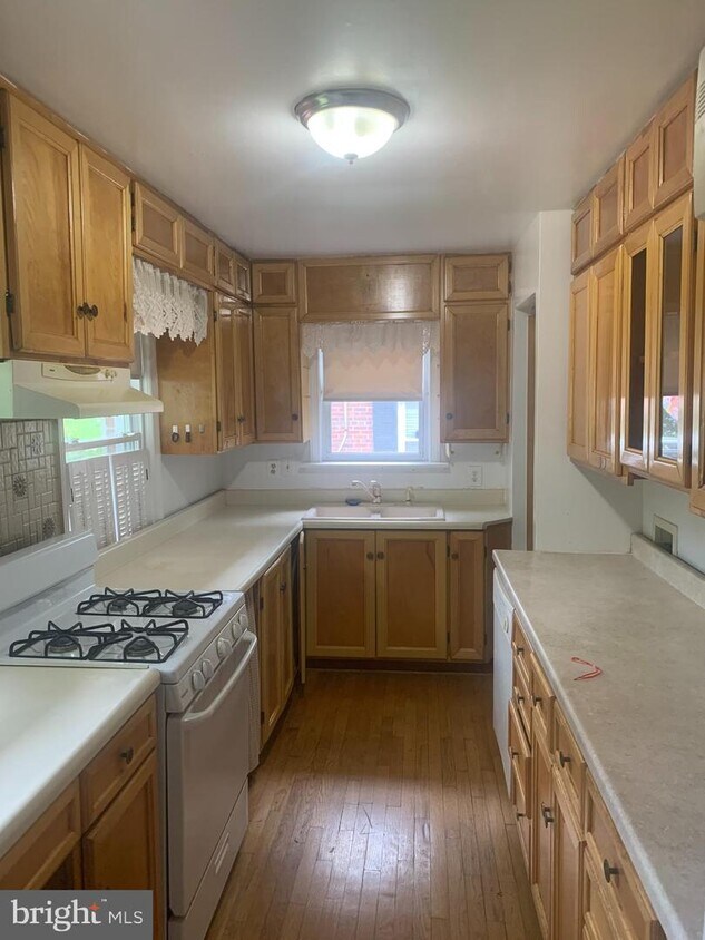 Foto principal - 9110 48th Pl