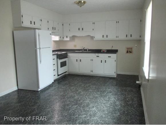 Building Photo - 6557 Vineyard Dr