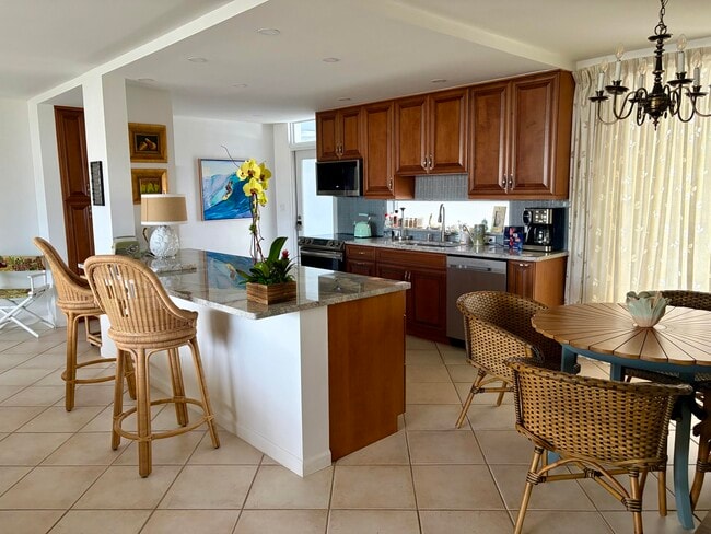 Building Photo - 1530 S Ocean Blvd
