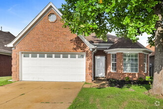 Building Photo - 8264 Cross Point Dr
