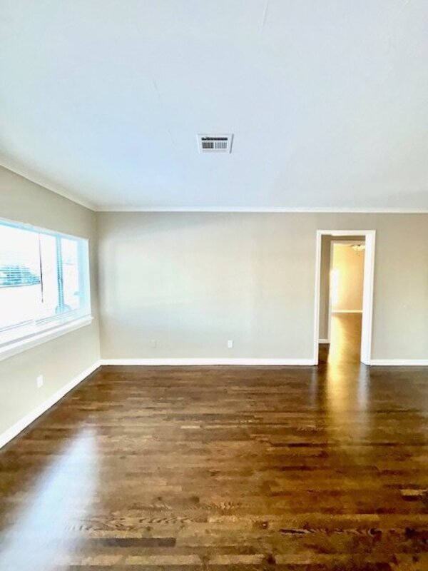 Foto del edificio - 1428 E 52nd St