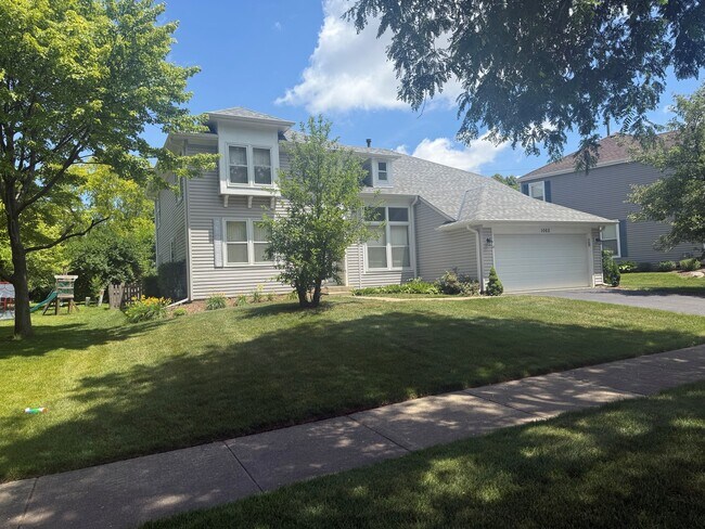 Building Photo - 1062 Dearborn Ln