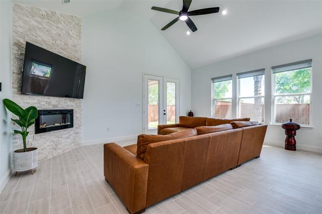 Building Photo - 113 Odell St