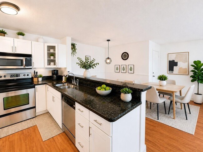 Building Photo - 1229 SW 46th Ave