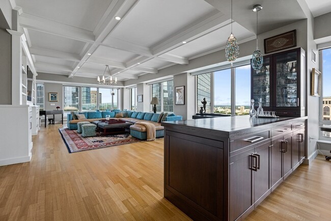 Foto del edificio - 400 Stuart St