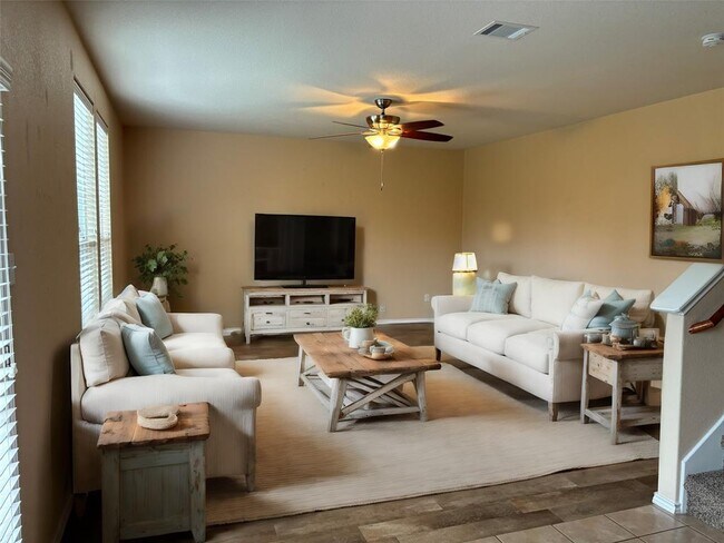 Building Photo - 1215 Alpine Mountain Dr