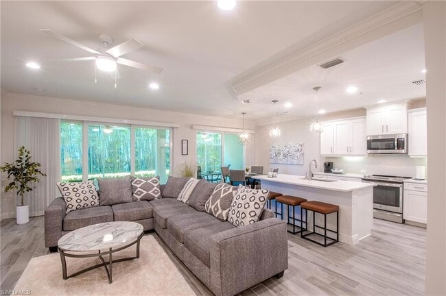 Foto del edificio - 6940 Avalon Cir