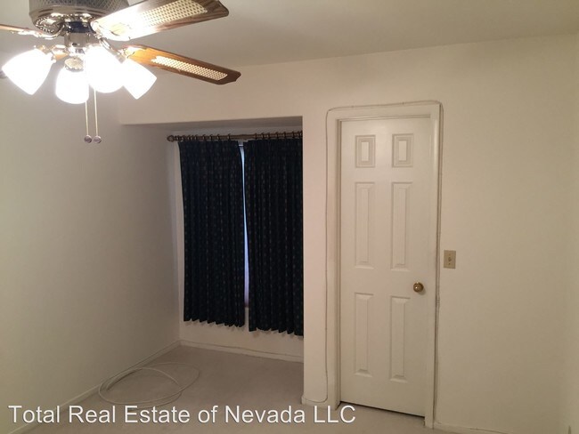 Foto del edificio - 2221 Loggerhead Rd