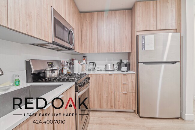 Building Photo - Fully Furnished Private Suite with Balcony...